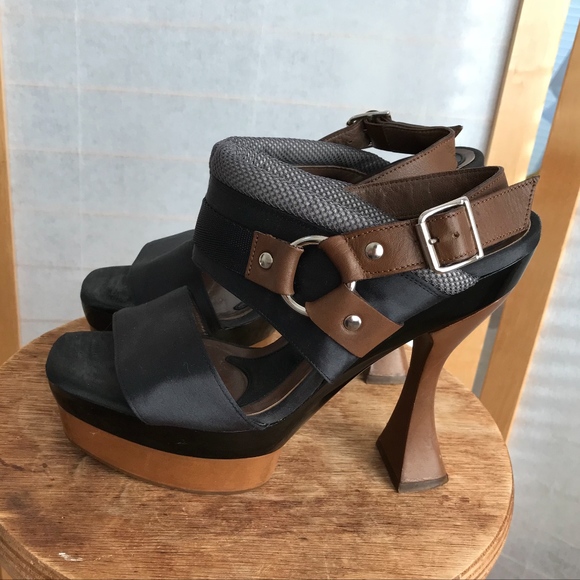 Marni Shoes - Sz 7.5 Marni platform sandals with buckles&straps